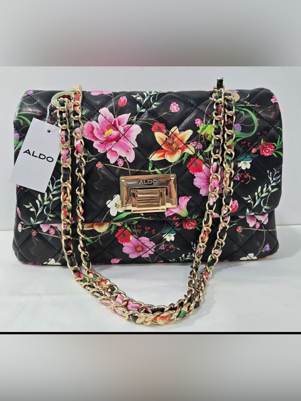 🎉🎉🎉🎉ALDO Black Floral Quilted Chain Shoulder Bag